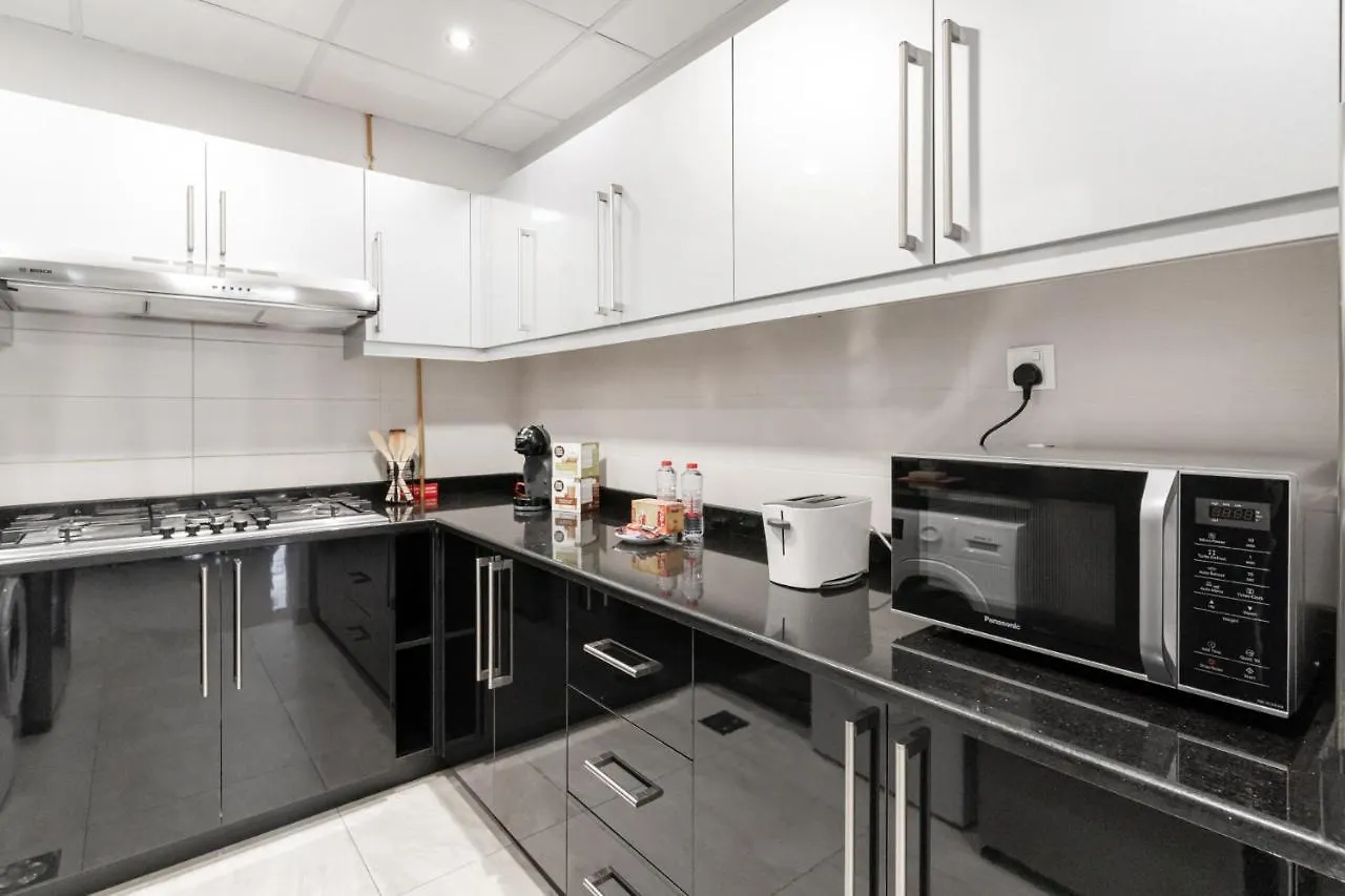 Apartment Family And Group Stay I Near Burj Khalifa Dubai